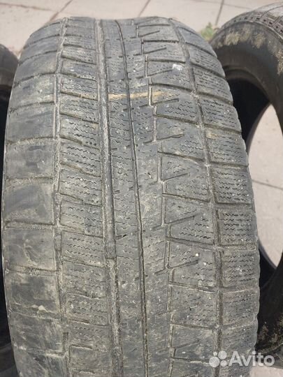 Bridgestone Blizzak DM-V1 225/55 R17