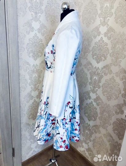 Новое Женское платье