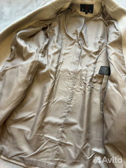 Пальто женское 42 44 бежевое
