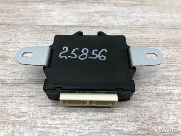 Блок управления передний правый Lexus Rx350L/450Hl