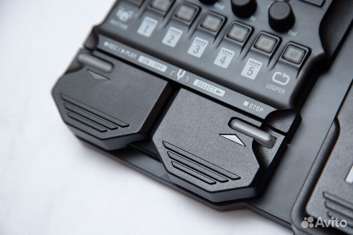 Гитарный процессор Zoom G1X four