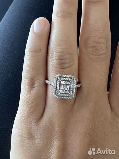 Кольцо с бриллиантами
