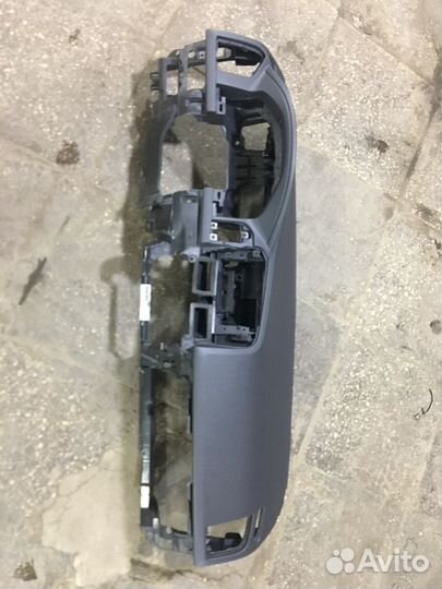 Торпедо Volvo XC60 панель приборов подушки airbag