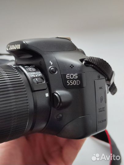 Зеркальный фотоаппарат canon 550d