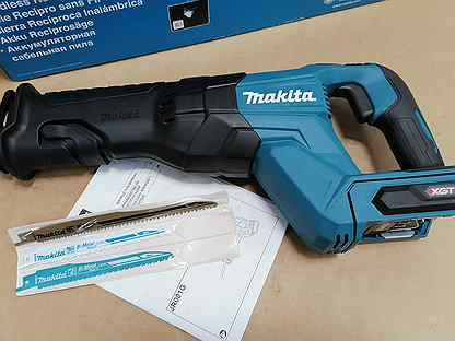 Сабельная пила Makita XGT JR001GZ