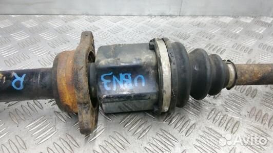 Привод передний правый toyota avensis T27 (UBN03N1