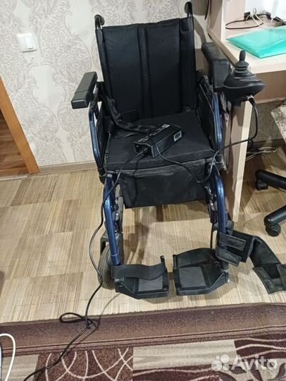 Инвалидная коляска с электроприводом