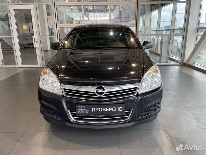 Opel Astra 1.6 МТ, 2014, 129 000 км