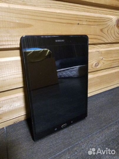 Планшет Samsung Galaxy Tab A 9.7 SM-T550 16Gb WiFi