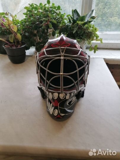 Вратарский шлем itech profile 1200