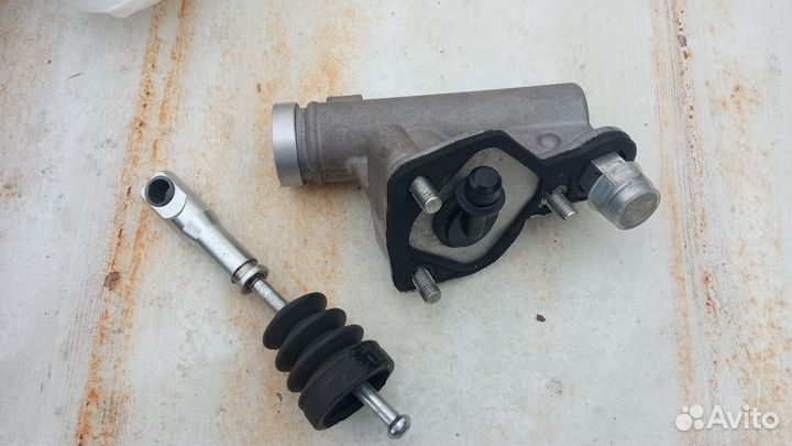 Главный цилиндр сцепления scania