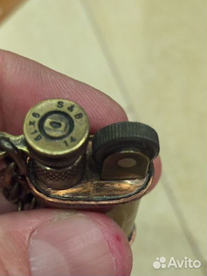 Зажигалка бензиновая