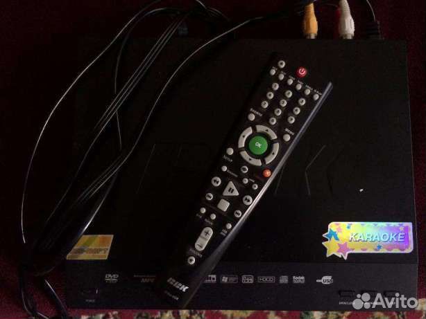 Караоке DVD-плеер BBK dv216si