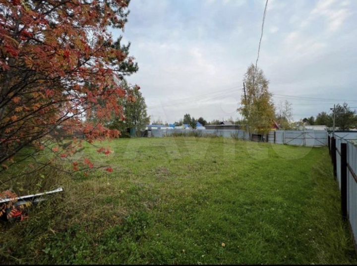 Дача 20 м² на участке 8 сот.