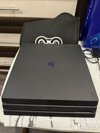 Sony playstation 4 pro 1tb 2 геймпада