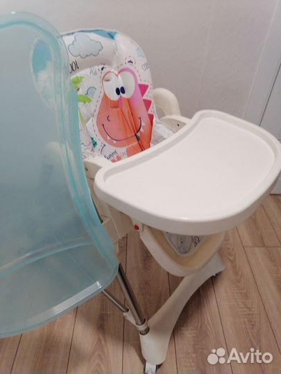 Столик для кормления ребенка бу