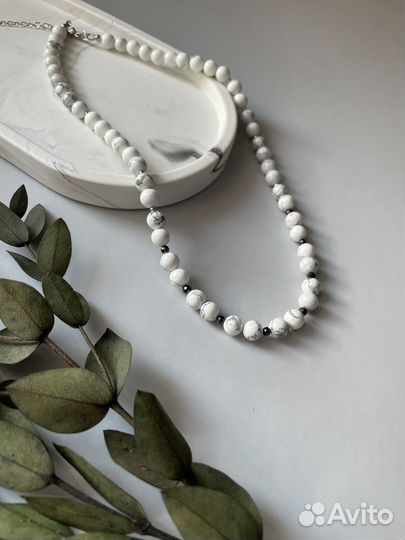 Чокер из жемчуга, камней, украшения