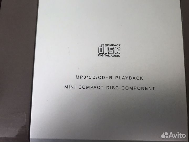 Радиоприемник и плейер Supra