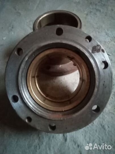 Стакан заднего моста дт75