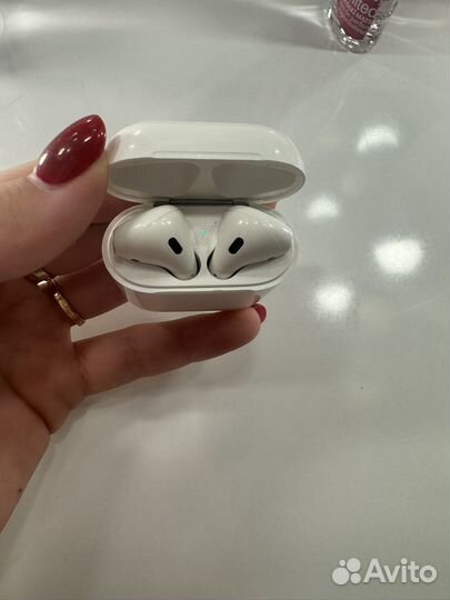 Airpods 2 оригинал в идеальном состоянии