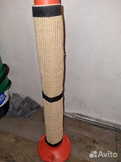 Переноска и кошачий лоток