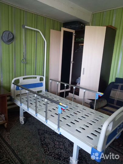 Кровать медицинская многофункциональная с матрасом