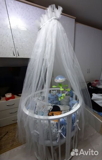 Балдахин в кроватку белый