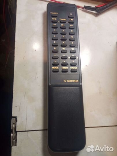 Телевизор б/у Sharp и Samsung