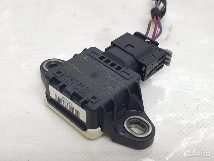 Датчик ускорения Mercedes-Benz E C207 3.0 2015