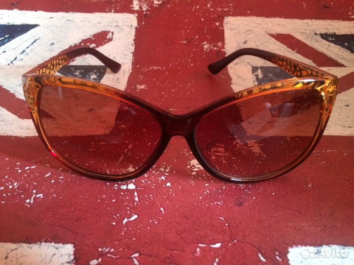 Очки солнцезащитные женские