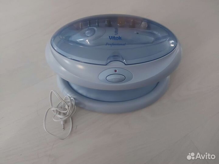 Маникюрный набор vitek с UV-лампой VT-2206