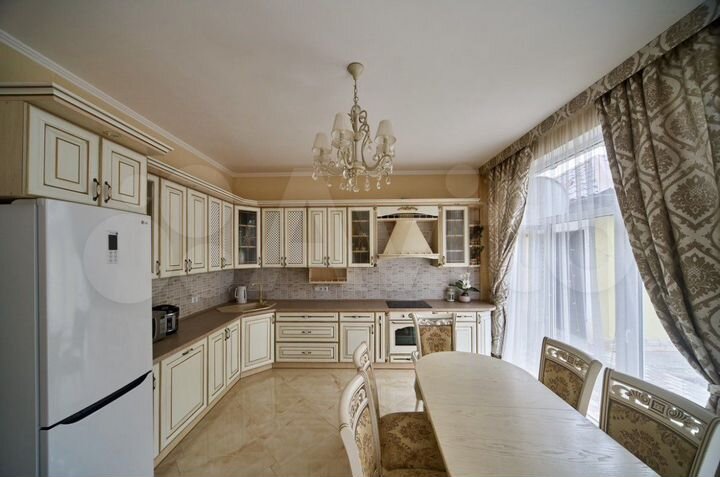 Дом 117 м² на участке 4 сот.