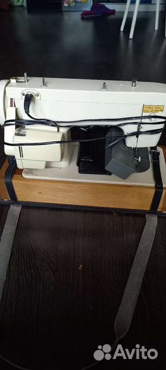 Швейная машина чайка 132м