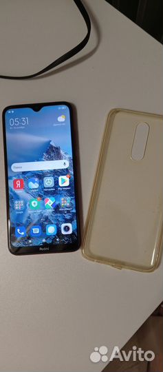 Xiaomi Redmi 8, 4/64 ГБ