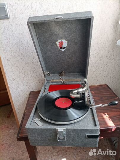 Патефон 