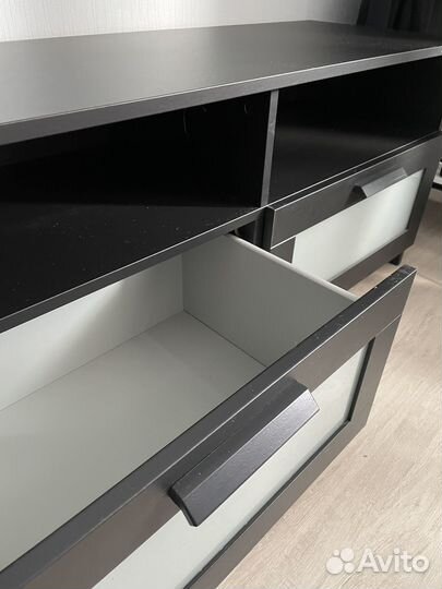 Система под тв (тумба + шкаф) IKEA