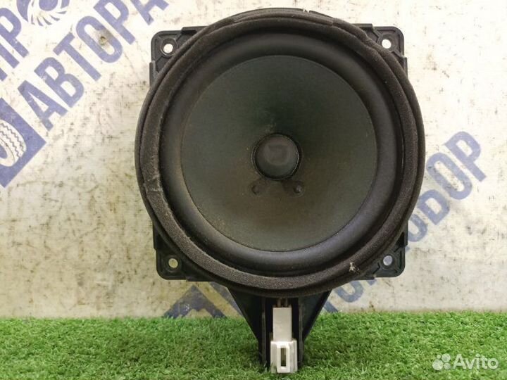 Динамик задний правый Kia Optima седан 2.0 G4KD