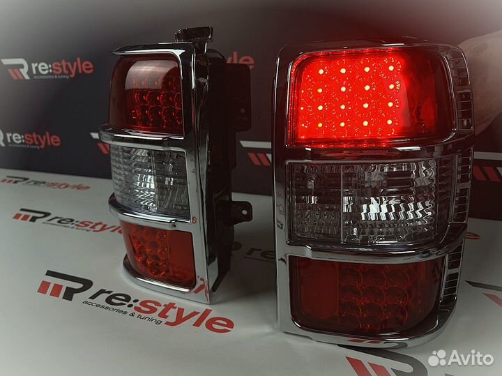 Стопы Mitsubishi Pajero 32 Красно-белые