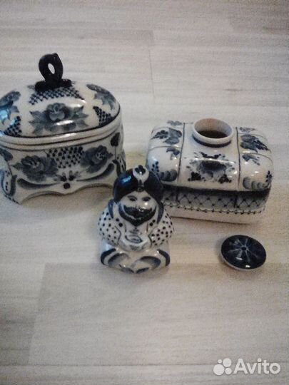 Сахарница,чайница Гжель
