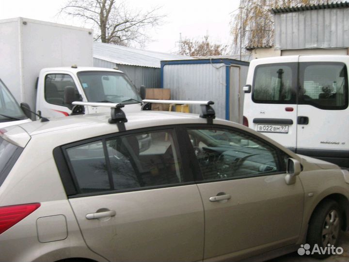 Аэро багажник на крышу Nissan Tiida