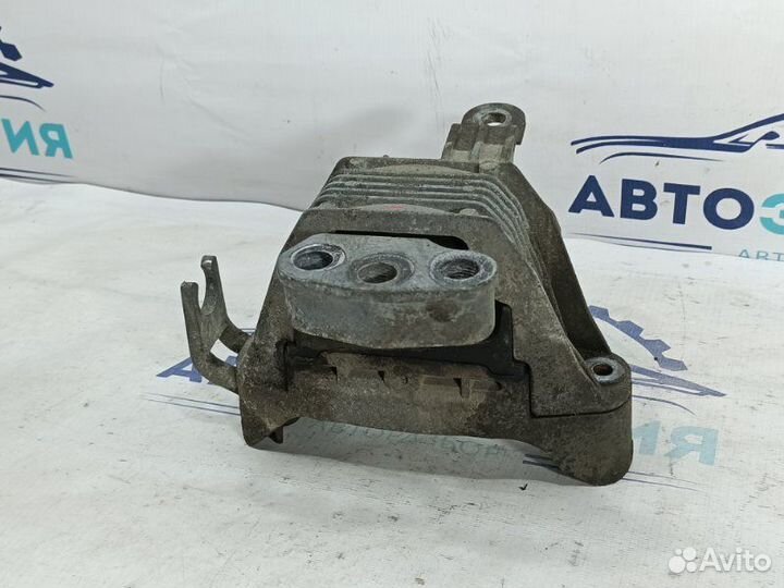 Подушка двигателя Chevrolet Cruze F16D3 2012