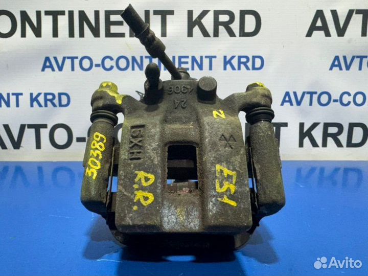 Суппорт тормозной задний правый Nissan Elgrand E51