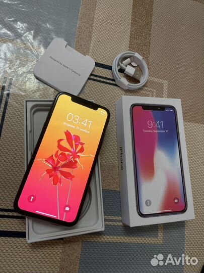 iPhone X, 64 ГБ
