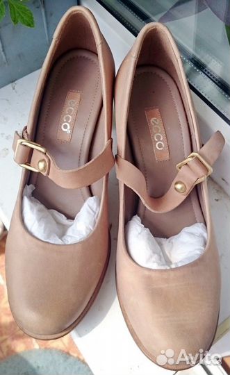 Туфли Ecco нюдовые