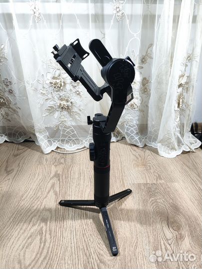 Zhiyun crane 2 + Follow focus