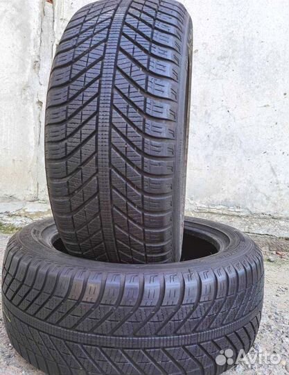 Goodyear Vector 4Seasons 225/50 R17 98V