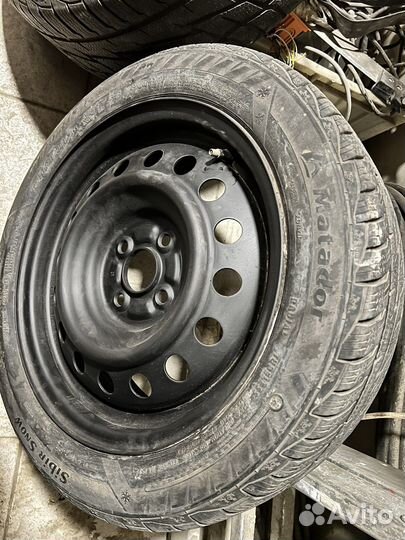 Matador MP 92 Sibir Snow M+S 195/50 R15 и 195/50 R15 82Q