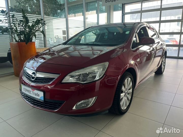 Opel Astra 1.6 AT, 2011, 180 000 км