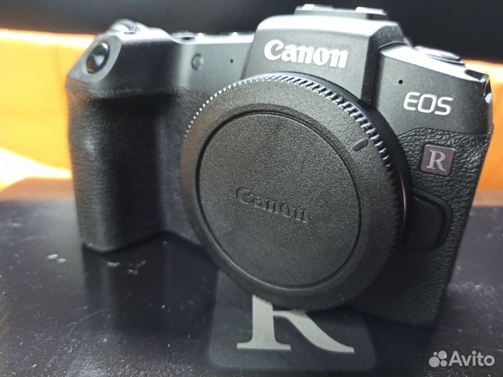 Canon eos RP body