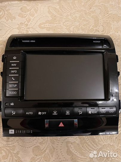 Мультимедия Toyota Land Cruiser 200